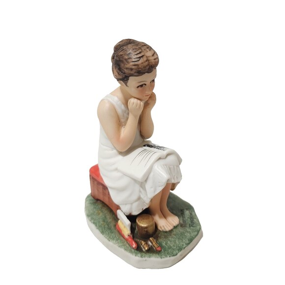 Vintage Norman Rockwell Daydreamer Figurine Dave Grossman Design Japan - Picture 1 of 8